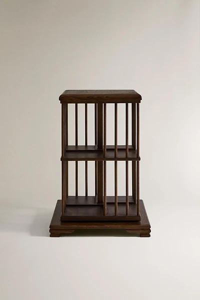 ROTATING BOOKSHELF