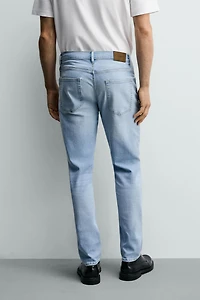 BASIC SLIM FIT JEANS