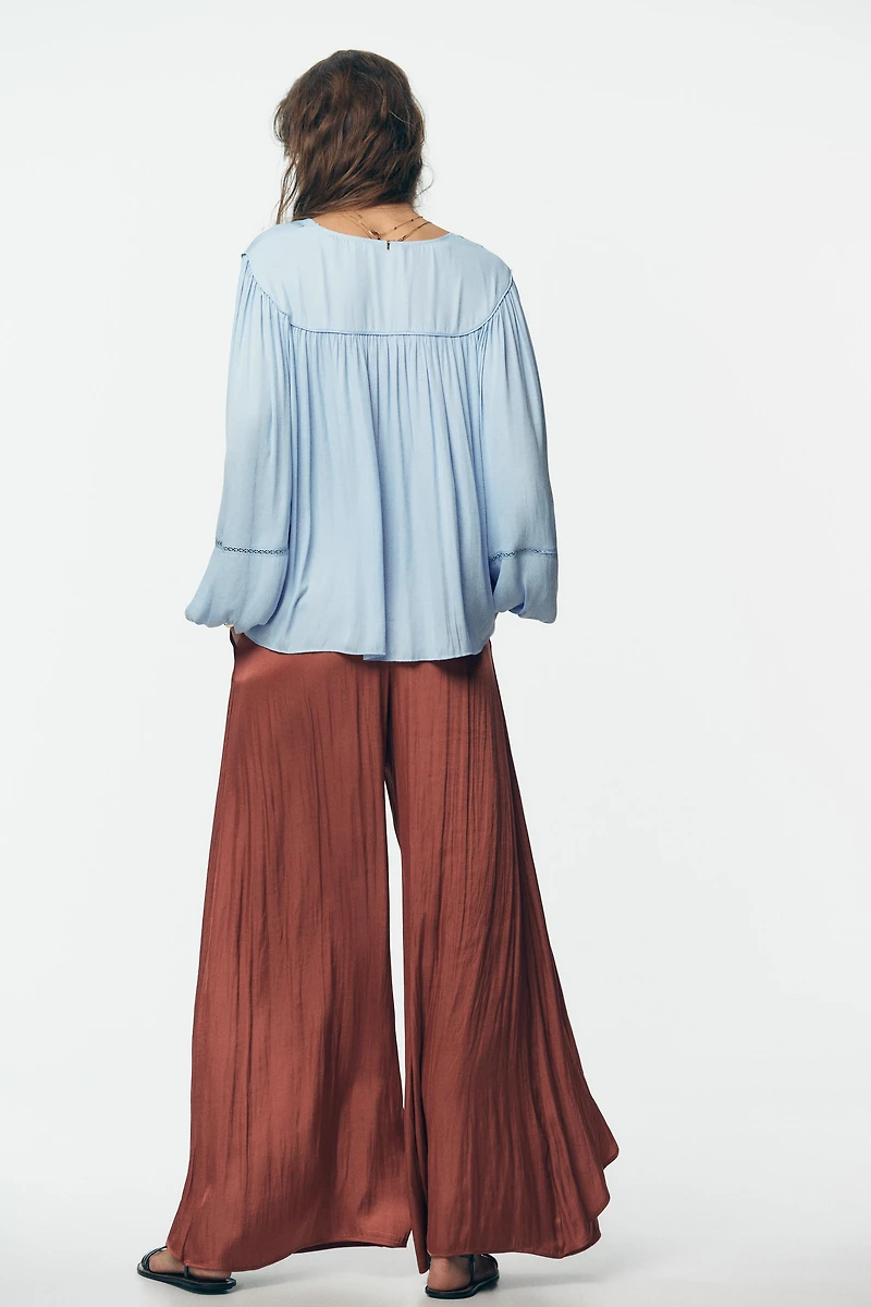 FLOWY WIDE LEG PANTS WITH RUFFLES