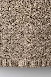 TOP EN MAILLE À FLEURS ET CROCHET