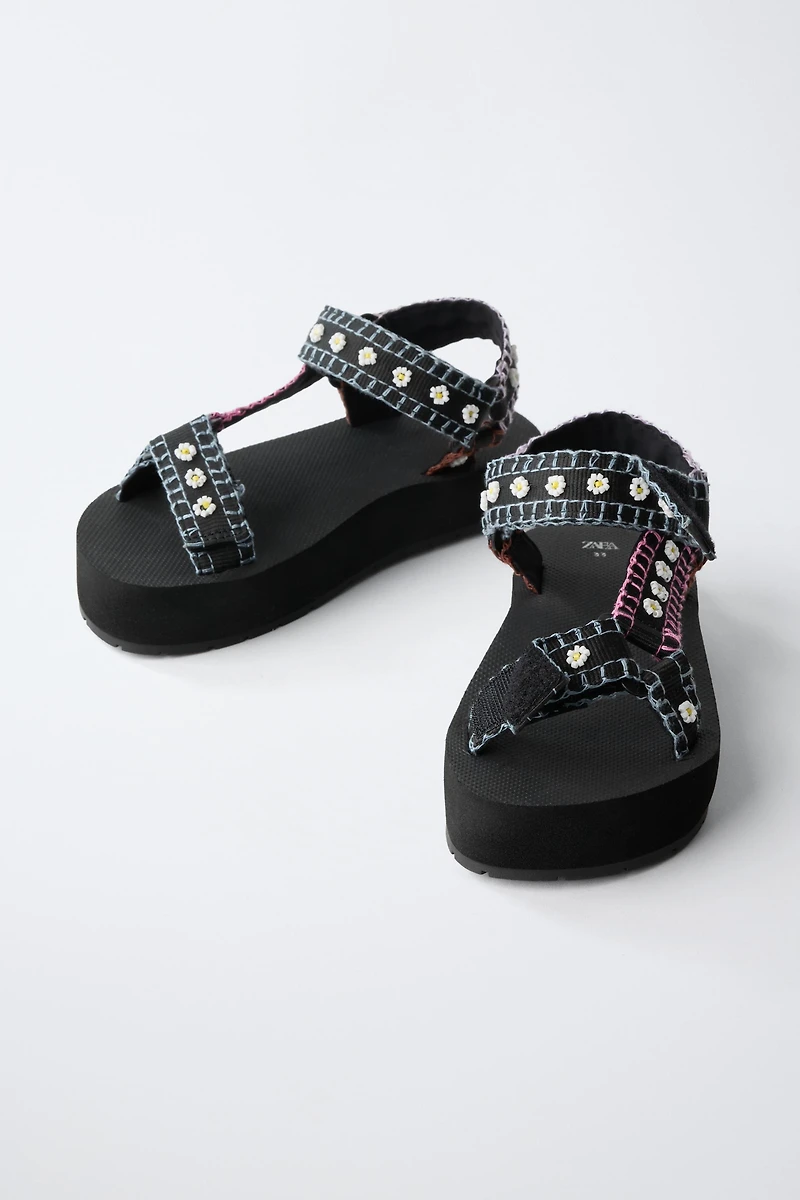 EMBROIDERED FLORAL SANDALS