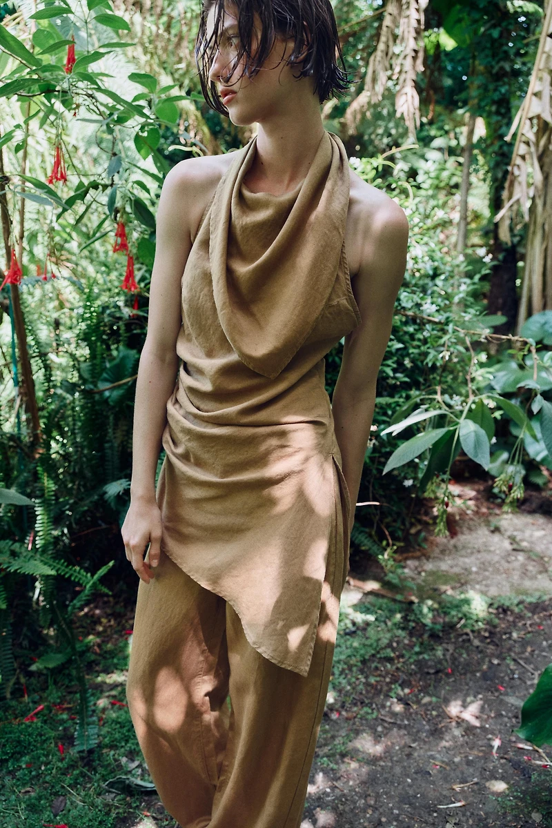 ASYMMETRIC LINEN HALTER TOP