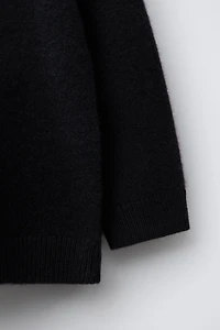 100% CASHMERE KNIT SWEATER