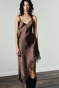 SATIN EFFECT LACE DRESS
