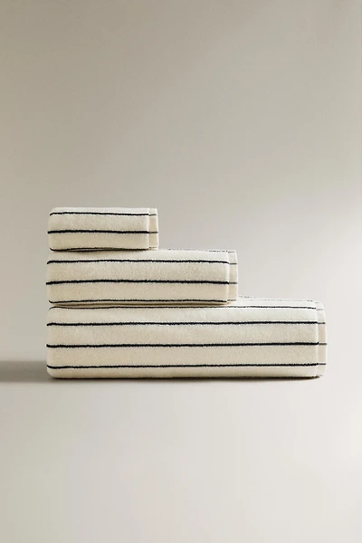 SERVIETTE DE BAIN RAYURE COULEUR