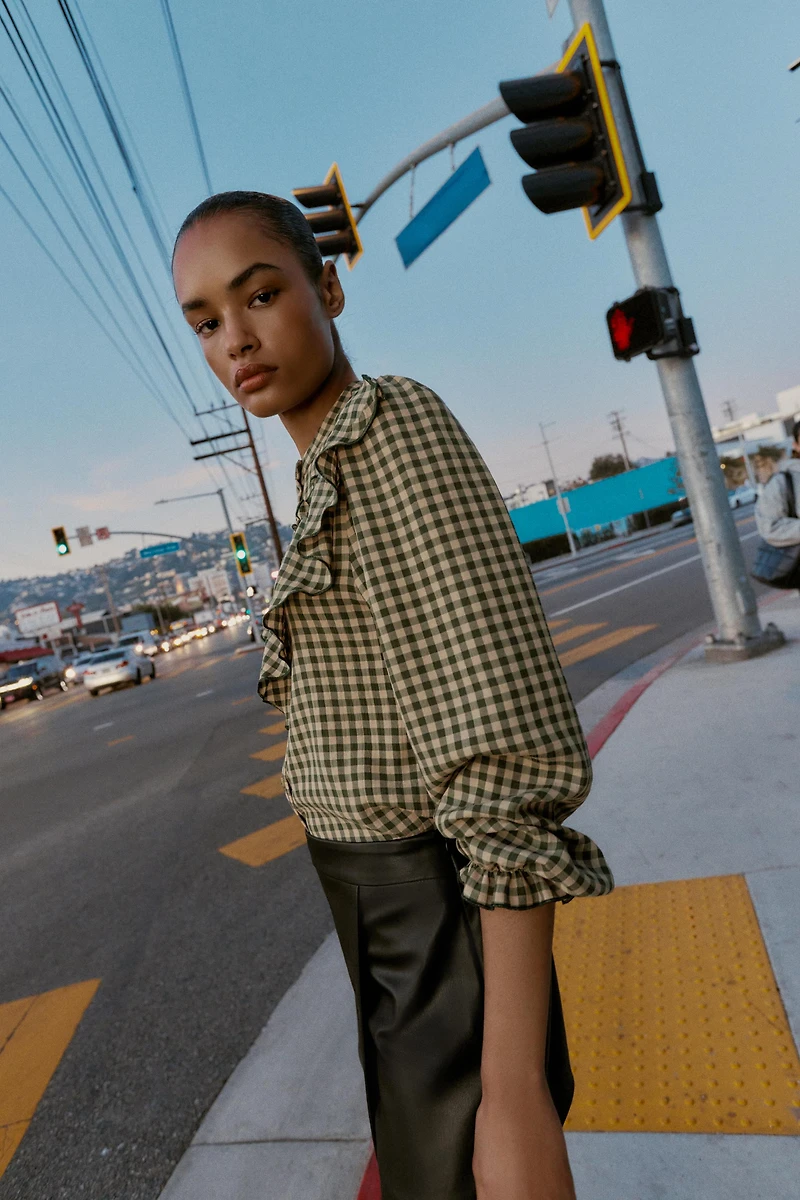 BLOUSE À VOLANTS ET CARREAUX VICHY