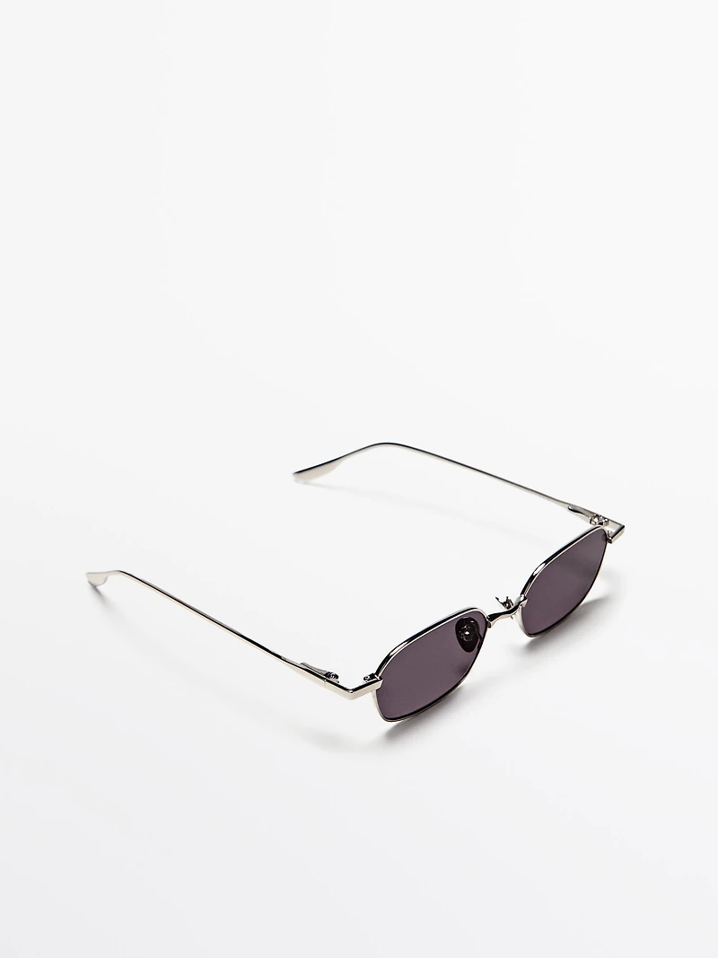 Hexagonal metal sunglasses