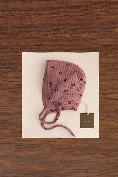 ZARA TIMELESS - TEXTURED FLORAL BONNET