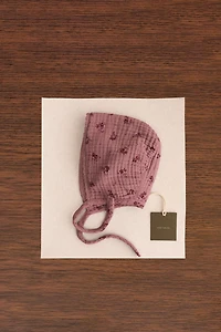 ZARA TIMELESS - TEXTURED FLORAL BONNET