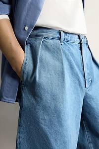 RELAXED FIT PLEATED DENIM CHINO SHORTS