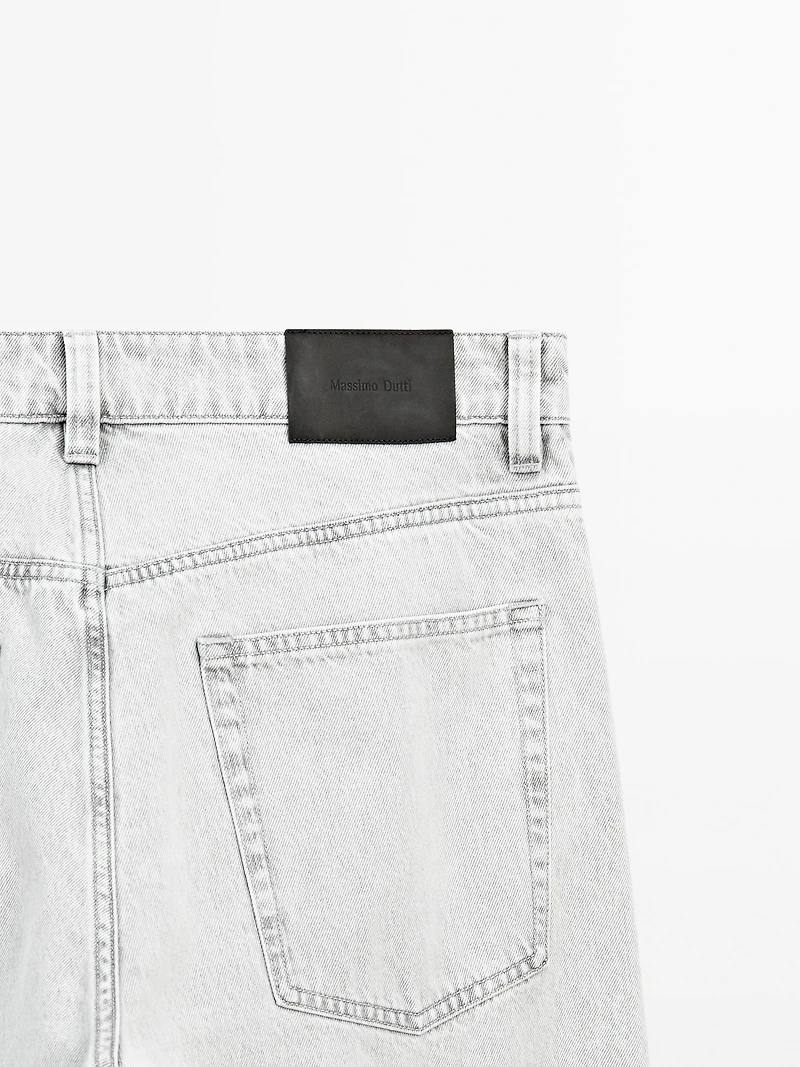 Relaxed-fit jeans