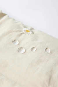 VESTE REMBOURRÉE MARGUERITES BRODÉES