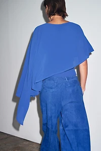 BODY CAPE ASYMÉTRIQUE