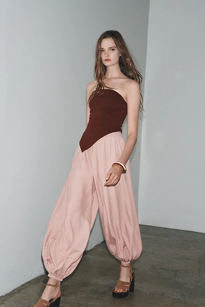 ASYMMETRIC STRAPLESS TOP