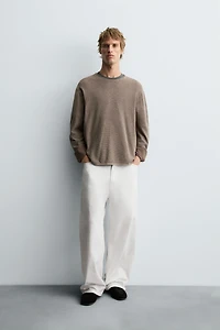 WASHED TEXTURED SWEATER