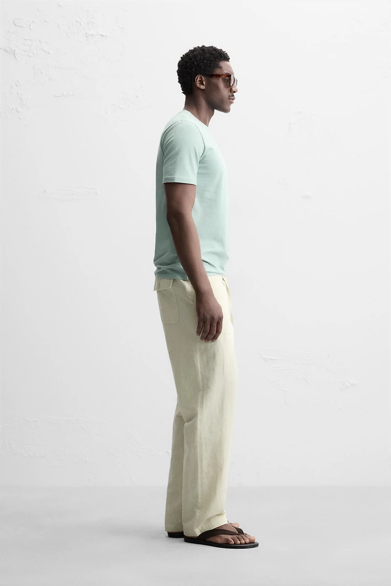 BASIC SLIM FIT T-SHIRT
