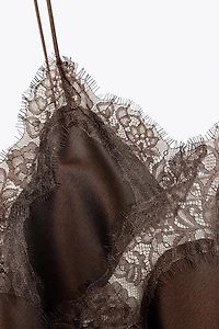 ROBE ASYMÉTRIQUE EN DENTELLE ZW COLLECTION