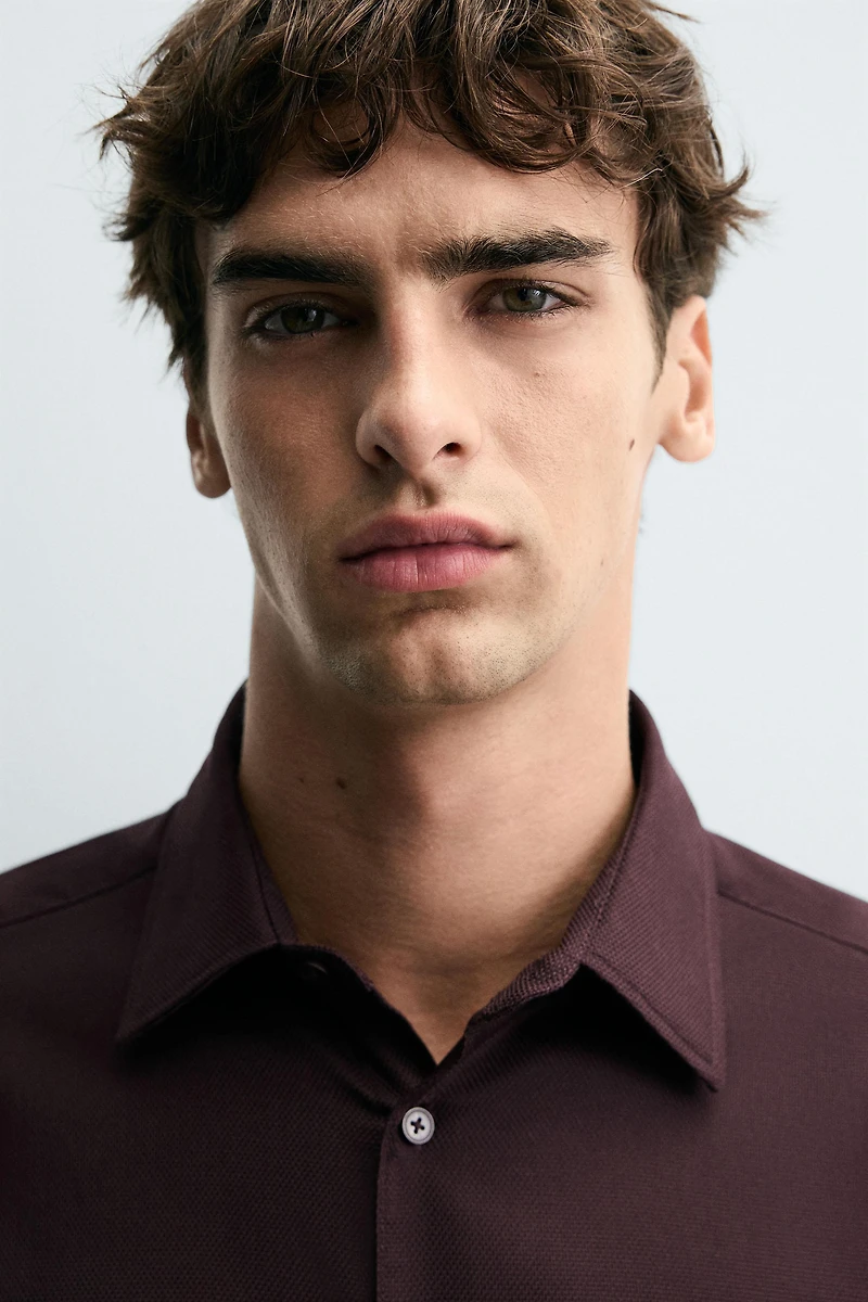 EASY CARE TEXTURED SHIRT