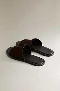 LEATHER SLIDES
