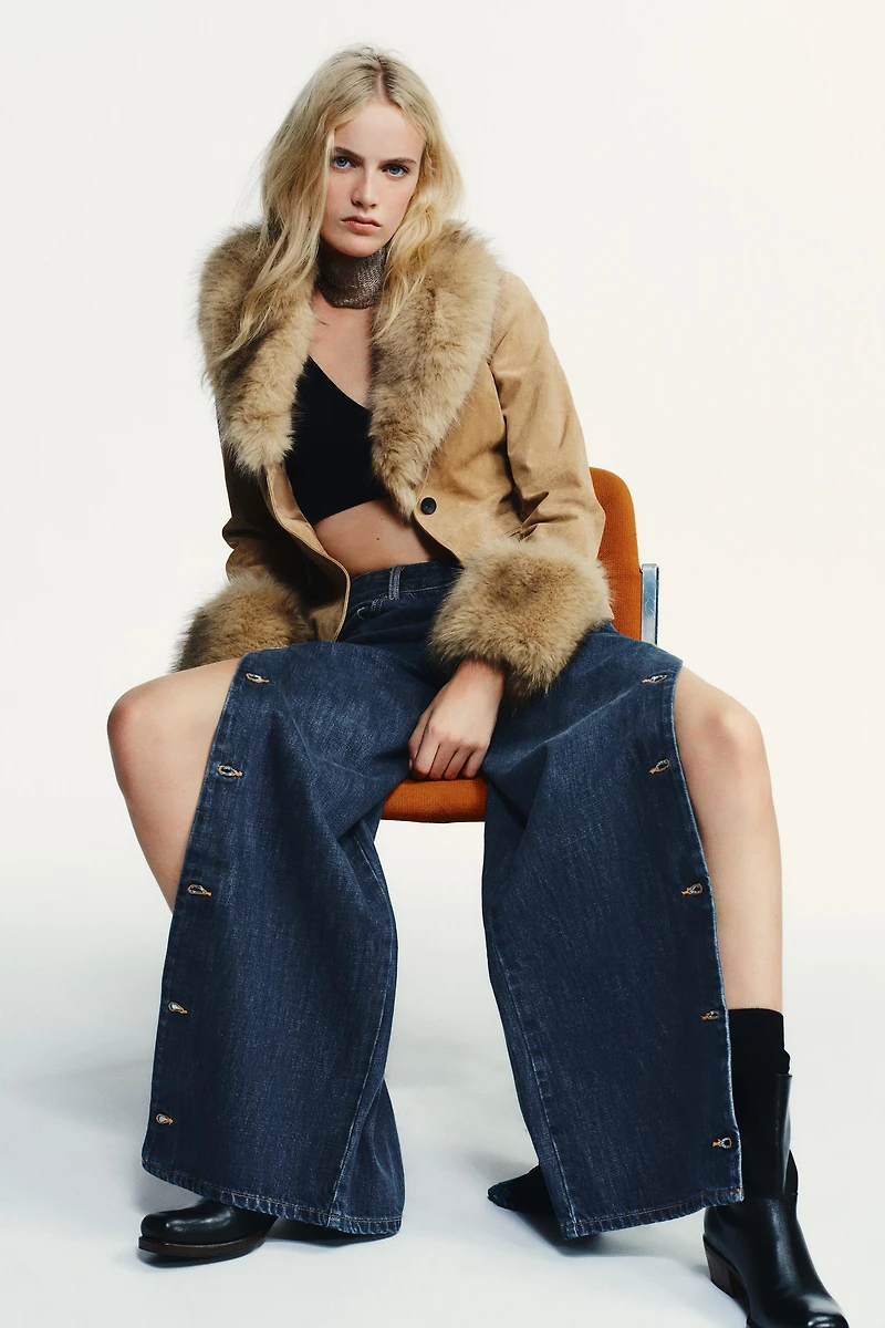 TRF MID-RISE BAGGY BUTTON JEANS