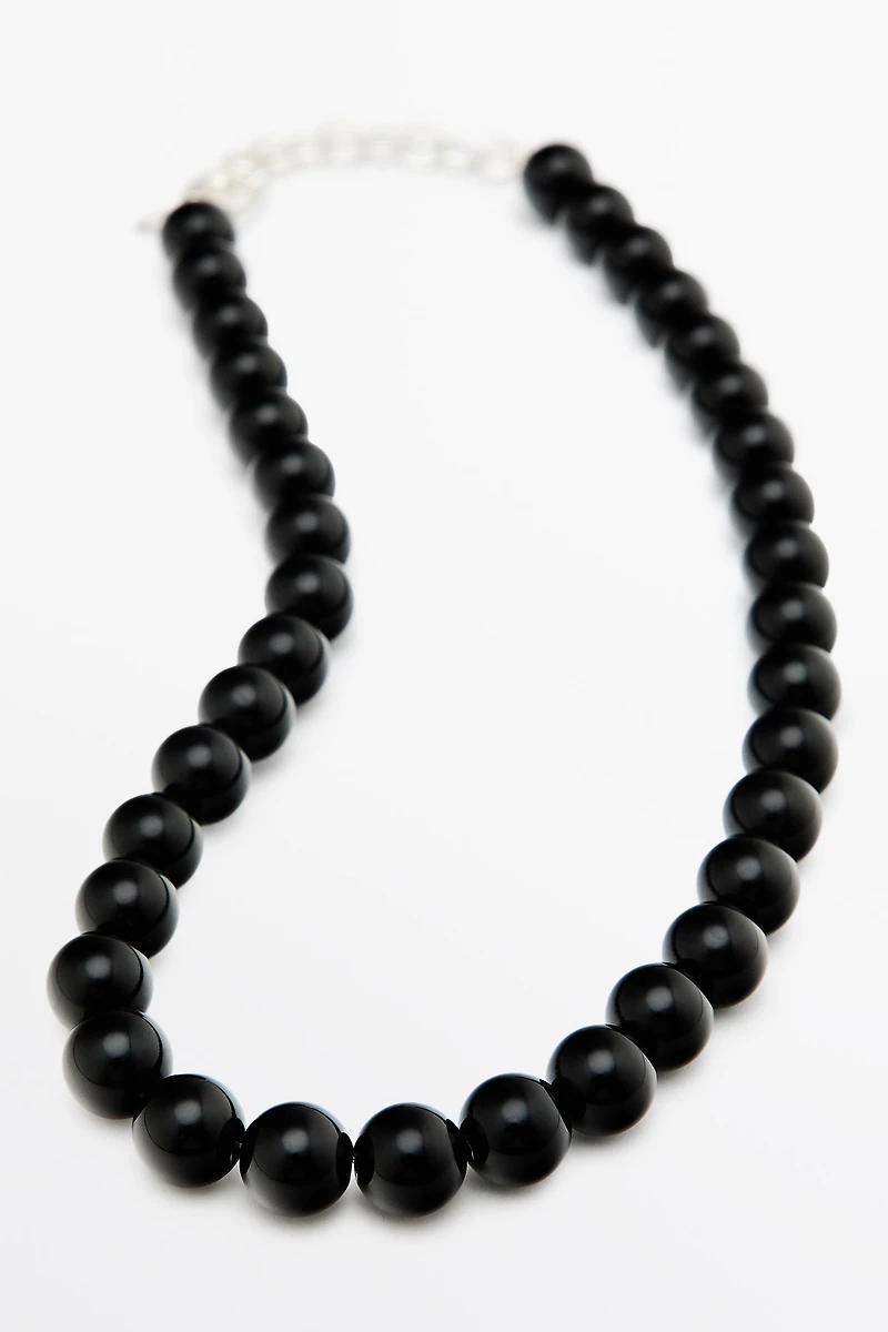 Glass bead necklace