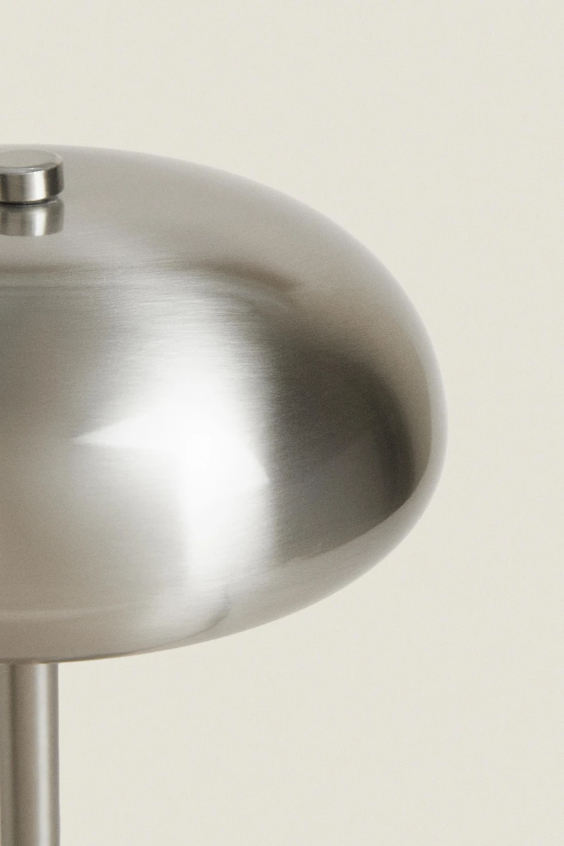 PETITE LAMPE DE TABLE MONOCHROME