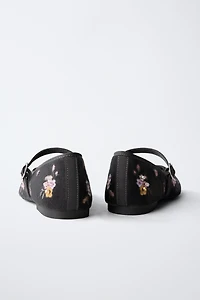 FLORAL EMBROIDERED BALLET FLATS