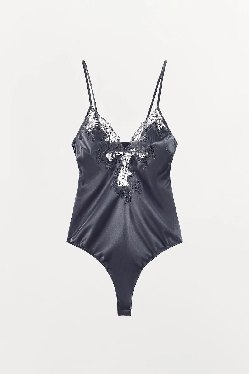 SATIN EFFECT LACE BODYSUIT