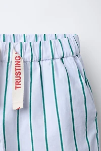 PANTALON IMPRIMÉ À RAYURES