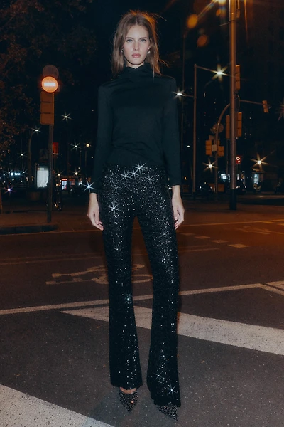 PULL AVEC LAINE COL MONTANT CROISÉ