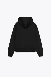 BASIC HOODIE SWEATSHIRT
