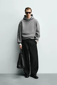 COMPACT BOXY FIT HOODIE SWEATSHIRT