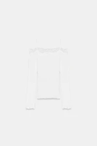 OFF-THE-SHOULDER T-SHIRT