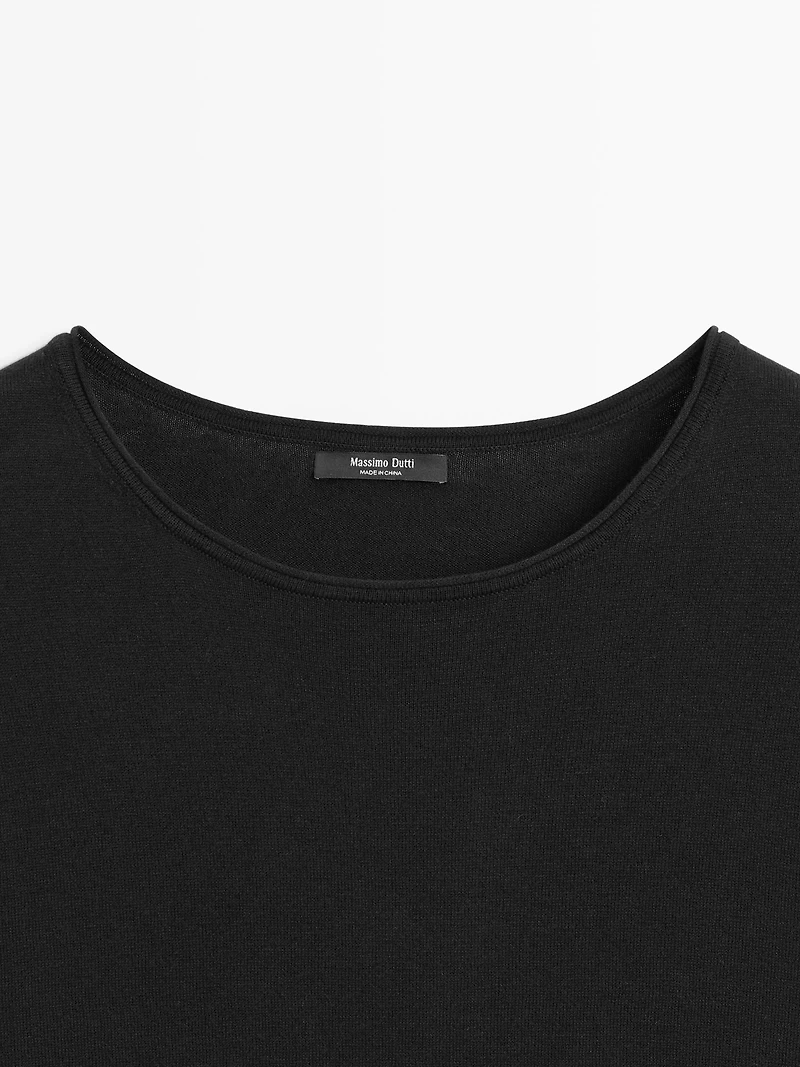 Dress with contrast lace detail