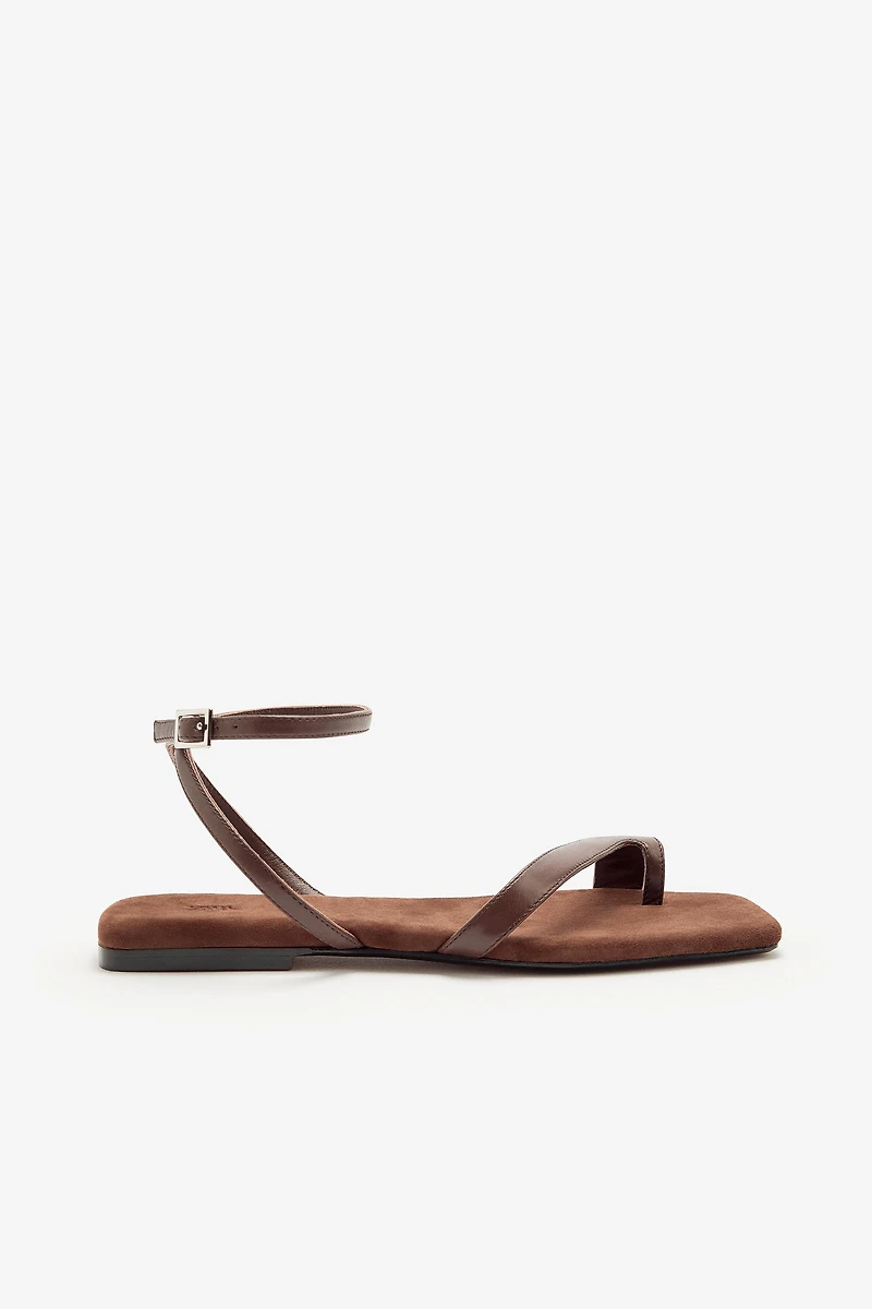 LIMITED EDITION FLAT SUEDE SANDALS