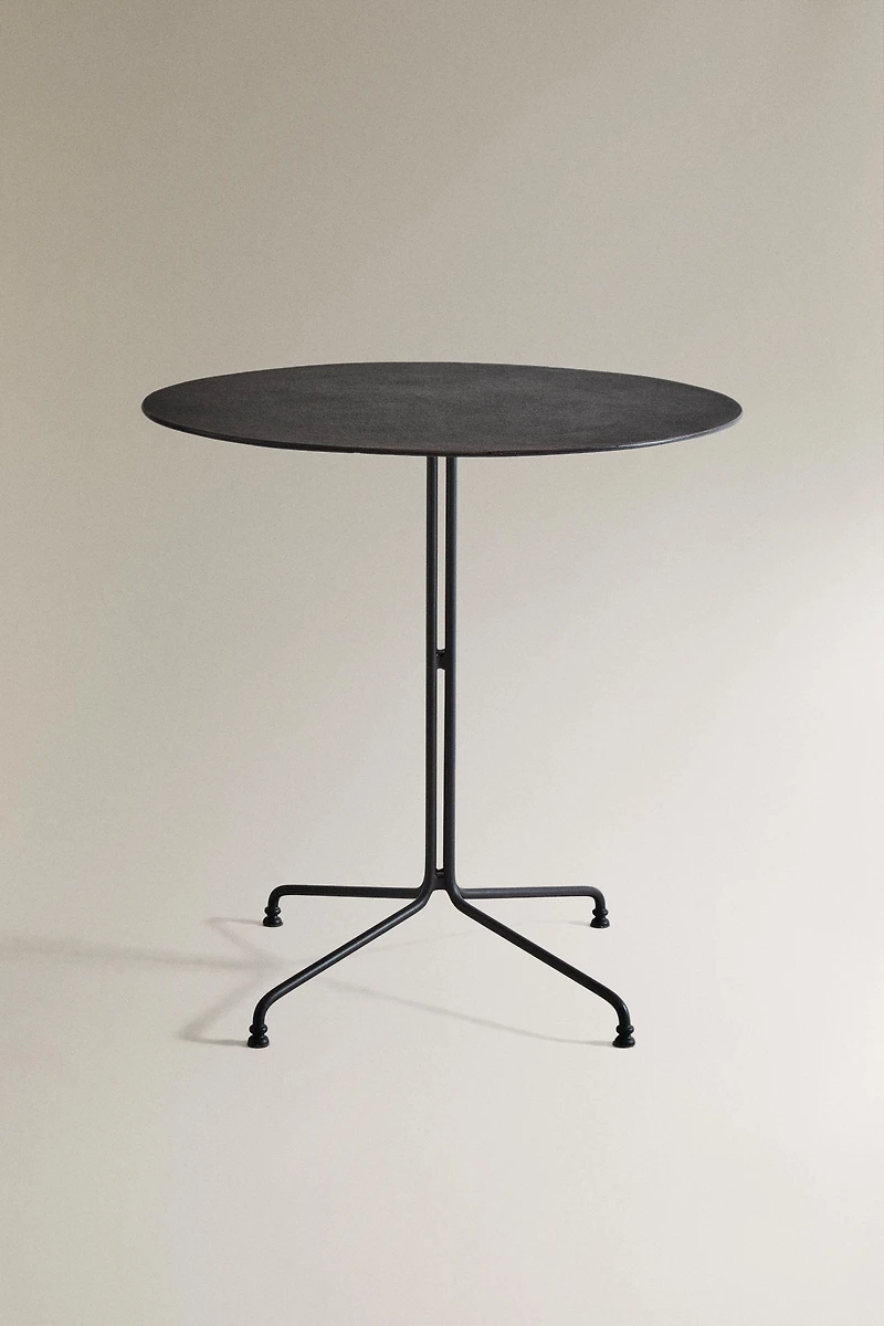 TABLE EN FER FORGÉ EXTÉRIEUR