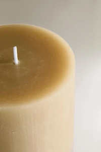 DECORATIVE CYLINDRICAL CANDLE