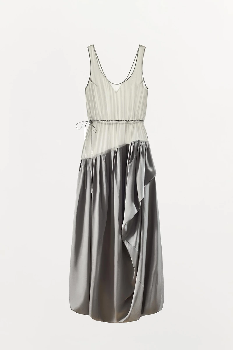 CONTRASTING VOLUMINOUS DRAPED MAXI DRESS