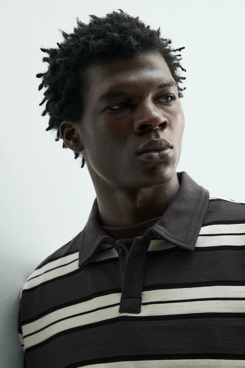 POLO REGULAR FIT À RAYURES