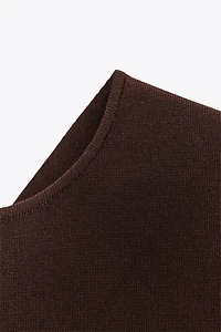 CUT OUT BACK KNIT TOP