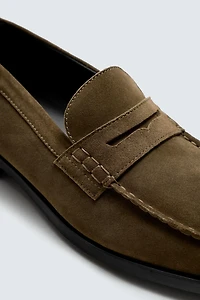 MOCASSINS EN CUIR AVEC MASQUE