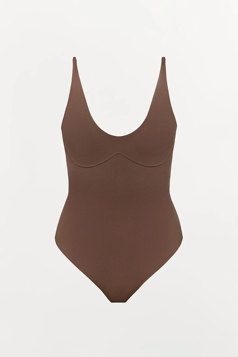 BODY AVEC POLYAMIDE