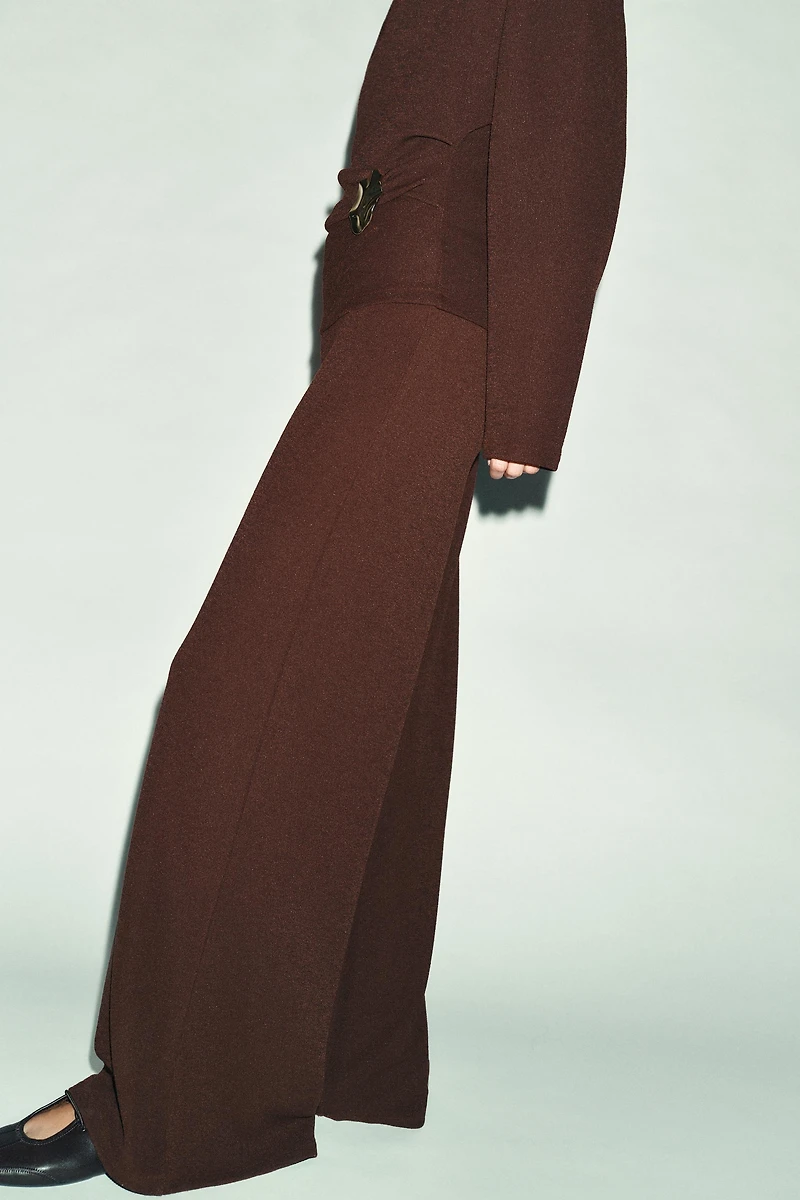 TEXTURED WIDE LEG PANTS