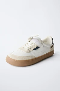 BAREFOOT SNEAKERS