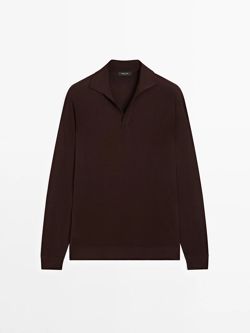 Knit sweater with a polo collar