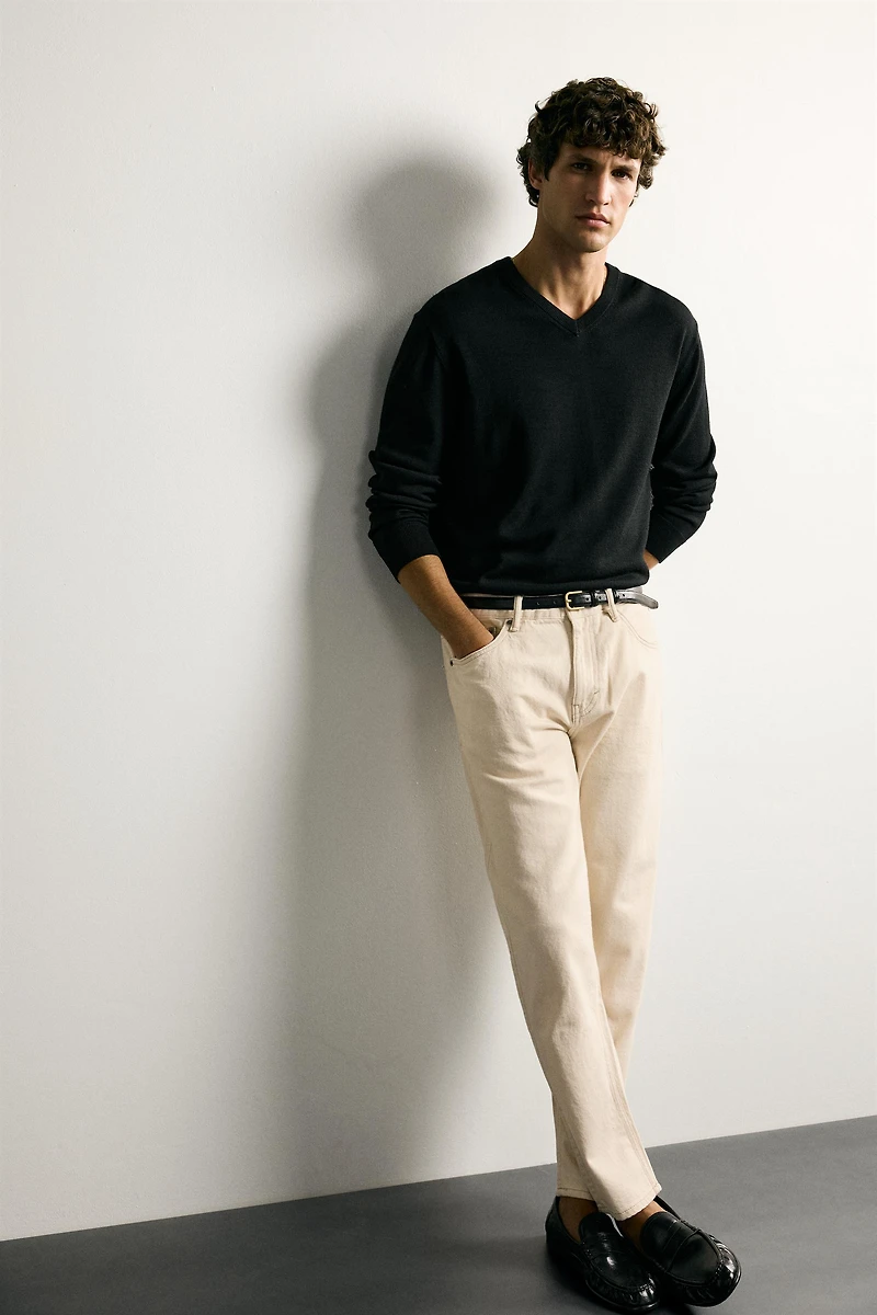 SLIM TAPERED FIT JEANS