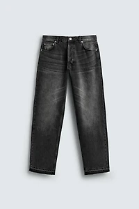 STRAIGHT FIT JEANS
