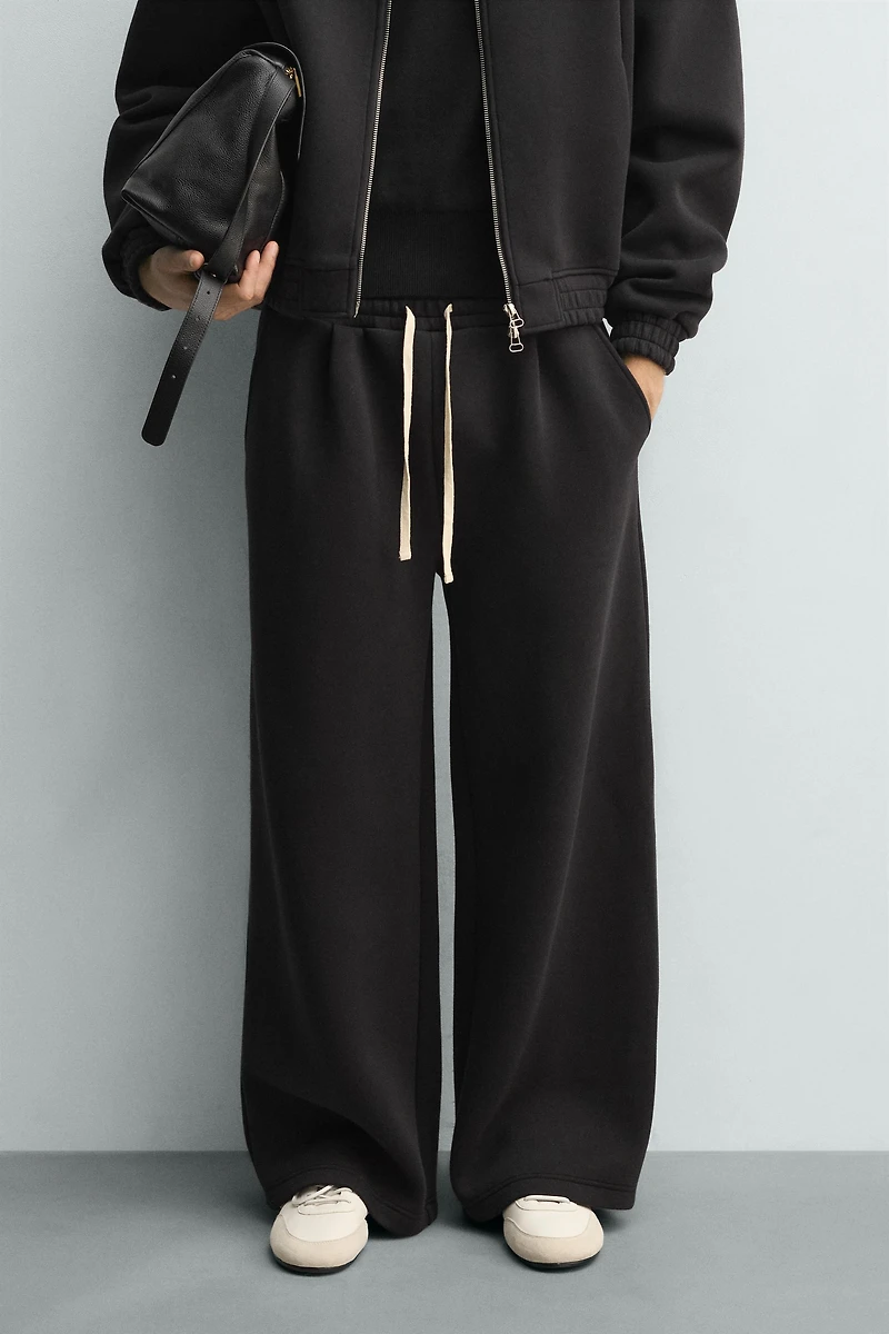 TECHNICAL PLEATED JOGGER PANTS