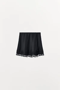 SATIN LACE MINI SKIRT