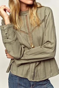 LACE TRIM ROMANTIC SHIRT